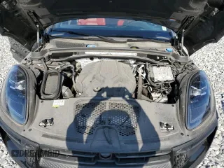 2023 Porsche Macan with VIN WP1AA2A55PLB13358, listed as a Copart auction lot 53840845 with 6,544 mi miles and Salvage Title. Bid and sale history available at carsss.com. Image 11.