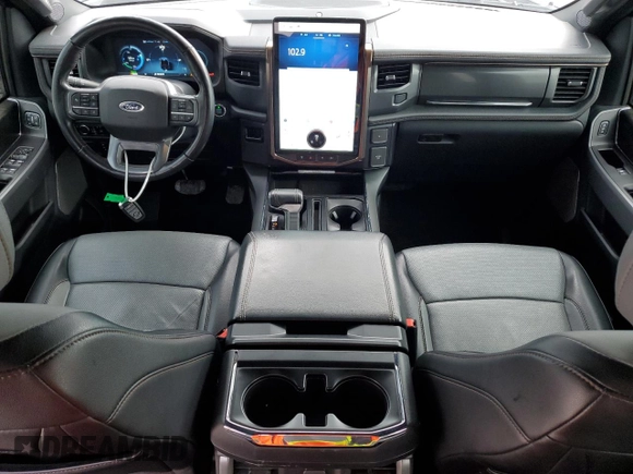 2022 Ford F-150 Lightning Pro with VIN 1FTVW1EL7NWG00726, listed as a Copart auction lot 57283755 with 55,672 mi miles and Salvage title. Bid and sale history available at DreamBid. Image 8.