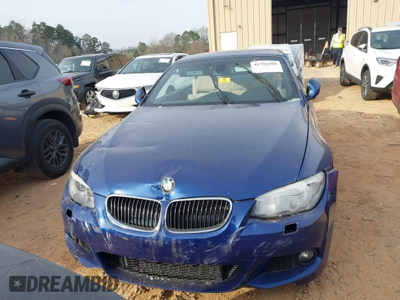 2013 BMW 3 Series 335i with VIN WBADX7C53DJ589765, listed as a IAAI auction lot 41792999 with 70,161 mi miles and . Bid and sale history available at carsss.com. Image 12.