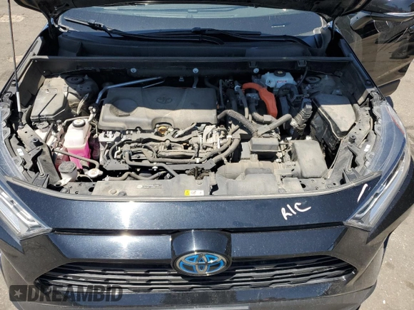 2021 Toyota RAV4 Hybrid LE with VIN 2T3B6RFVXMW028517, listed as a Copart auction lot 61558755 with 136,330 mi miles and Salvage title. Bid and sale history available at DreamBid. Image 11.