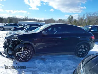 2019 Mercedes-Benz GLE 43 AMG z VIN 4JGED6EB2KA136193, wystawiony jako IAAI lot #41569175 z przebiegiem 59 970 mil mil oraz . Historia ofert i sprzedaży dostępna na DreamBid. Obrazek 14.