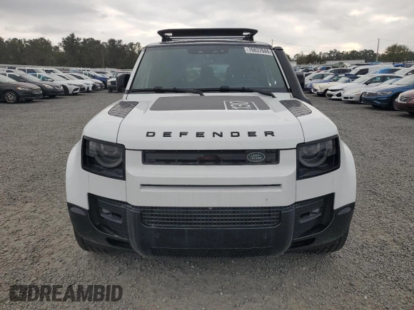 2024 Land Rover Defender X-Dynamic SE z VIN SALE2FEU7R2297275, wystawiony jako Copart lot #76837044 z przebiegiem Nie podano mil oraz Nie do naprawy • Non repairable. Historia ofert i sprzedaży dostępna na DreamBid. Obrazek 5.
