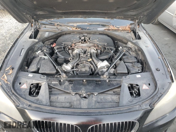 2011 BMW 7 Series 750Li xDrive with VIN WBAKC8C52BC434313, listed as a Copart auction lot 88975085 with 129,159 mi miles and Clean Title. Bid and sale history available at carsss.com. Image 11.