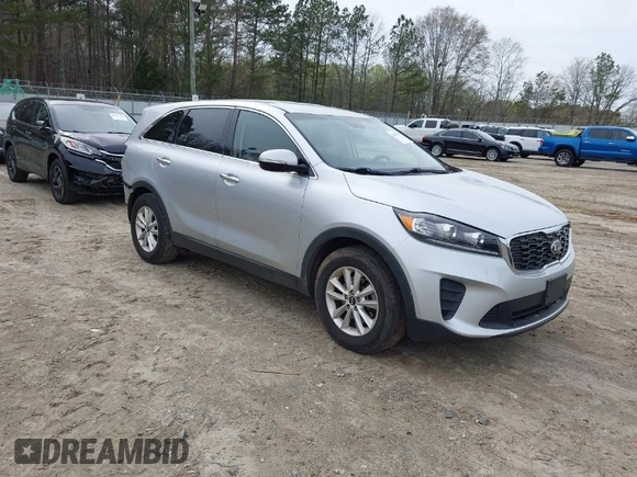 2019 Kia Sorento LX V6 with VIN 5XYPG4A5XKG489337, listed as a IAAI auction lot 41848949 with 101,510 mi miles. Bid and sale history available at carsss.com. Image 1.
