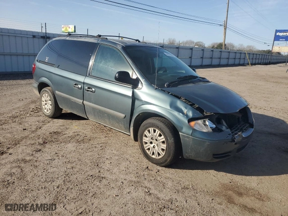 2006 Chrysler Town & Country SWB with VIN 1A4GP45R86B572577, listed as a Copart auction lot 44276325 with 0 mi miles and Salvage Title. Bid and sale history available at carsss.com. Image 4.