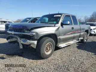 2002 Chevrolet Silverado 1500 LS with VIN 2GCEK19T221238930, listed as a Copart auction lot 48571875 with 181,809 mi miles and Salvage Title. Bid and sale history available at carsss.com. Image 1.