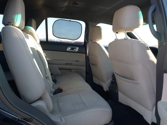 2014 Ford Explorer XLT with VIN 1FM5K8D89EGA00555, listed as a IAAI auction lot 41287417 with 142,952 mi miles. Bid and sale history available at carsss.com. Image 8.