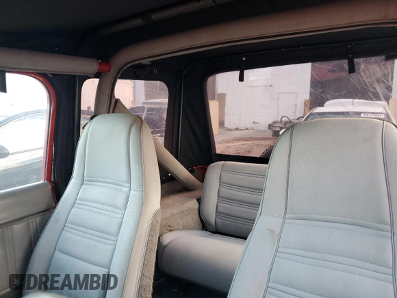 1988 Jeep Wrangler Laredo with VIN 2BCCZ8144JB526734, listed as a Copart auction lot 80650354 with 111,363 mi miles and Non Repairable. Bid and sale history available at carsss.com. Image 10.