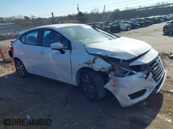 2022 Nissan Versa SV z VIN 3N1CN8EV0NL839211, wystawiony jako IAAI lot #41362397 z przebiegiem 7 670 mil mil oraz . Historia ofert i sprzedaży dostępna na DreamBid. Obrazek 1.