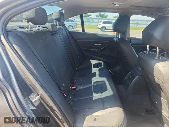 2013 BMW 3 Series 320i xDrive with VIN WBA3C3C51DF980707, listed as a Copart auction lot 63655825 with 148,487 mi miles and Clean title. Bid and sale history available at DreamBid. Image 10.