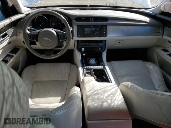 2016 Jaguar XF 35t Prestige with VIN SAJBE4BVXGCY02950, listed as a Copart auction lot 66197884 with 51,616 mi miles and Salvage Title. Bid and sale history available at carsss.com. Image 8.