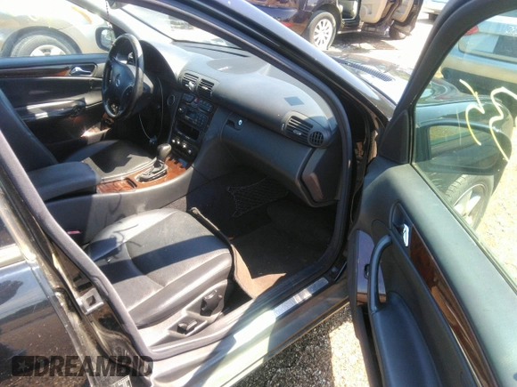 2002 Mercedes-Benz C 230/260/280/320 with VIN WDBRF61J22F227883, listed as a IAAI auction lot 39759606 with 188,665 mi miles and . Bid and sale history available at DreamBid. Image 5.