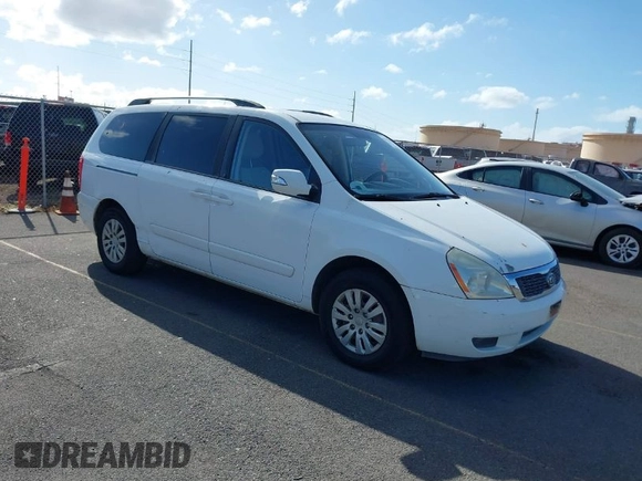 2011 Kia Sedona LX with VIN KNDMG4C77B6376157, listed as a IAAI auction lot 41787592 with 126,932 mi miles. Bid and sale history available at carsss.com. Image 1.