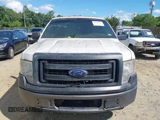 2013 Ford F-150 XL z VIN 1FTFX1CFXDKE21083, wystawiony jako IAAI lot #42548084 z przebiegiem Nie podano mil oraz . Historia ofert i sprzedaży dostępna na DreamBid. Obrazek 11.