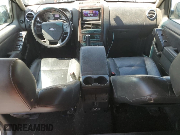 2007 Ford Explorer Limited with VIN 1FMEU658X7UA90932, listed as a Copart auction lot 55525385 with 154,998 mi miles and Clean title. Bid and sale history available at DreamBid. Image 8.