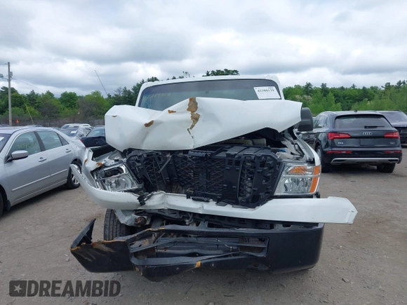 2018 Nissan NV Cargo S z VIN 1N6BF0KM1JN810438, wystawiony jako IAAI lot #42380139 z przebiegiem Nie podano mil oraz . Historia ofert i sprzedaży dostępna na DreamBid. Obrazek 11.