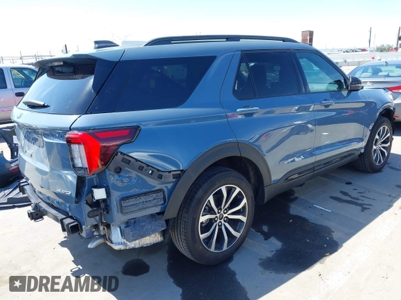 2025 Ford Explorer ST-Line with VIN 1FMUK8KH4SGA67803, listed as a IAAI auction lot 41844114 with 2,044 mi miles. Bid and sale history available at carsss.com. Image 4.
