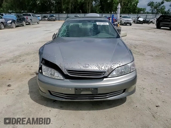 2001 Lexus ES 300 with VIN JT8BF28G615110977, listed as a Copart auction lot 55073025 with 194,948 mi miles and Salvage Title. Bid and sale history available at DreamBid. Image 13.