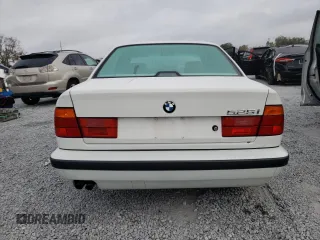 1995 BMW 5 Series 525i z VIN WBAHD6326SGK83552, wystawiony jako Copart lot #45245825 z przebiegiem 181 607 mil mil oraz Szkoda całkowita • Salvage title. Historia ofert i sprzedaży dostępna na DreamBid. Obrazek 6.