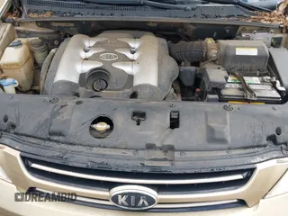 2006 Kia Sedona LX with VIN KNDMB233366045016, listed as a IAAI auction lot 42112039 with 122,246 mi miles and . Bid and sale history available at DreamBid. Image 10.