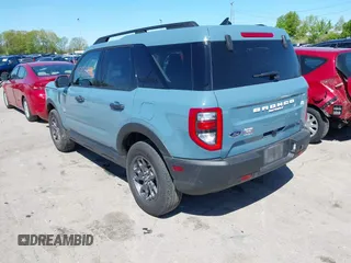 2023 Ford Bronco Sport Big Bend z VIN 3FMCR9B63PRD63519, wystawiony jako IAAI lot #42224896 z przebiegiem 33 975 mil mil oraz . Historia ofert i sprzedaży dostępna na DreamBid. Obrazek 3.