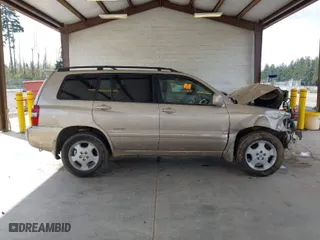 2007 Toyota Highlander w/3rd Row with VIN JTEEP21A070188206, listed as a IAAI auction lot 41999665 with 233,239 mi miles. Bid and sale history available at carsss.com. Image 13.