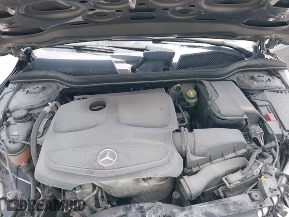 2016 Mercedes-Benz GLA 250 z VIN WDCTG4EB6GJ201846, wystawiony jako IAAI lot #42043957 z przebiegiem 71 293 mil mil oraz . Historia ofert i sprzedaży dostępna na DreamBid. Obrazek 10.
