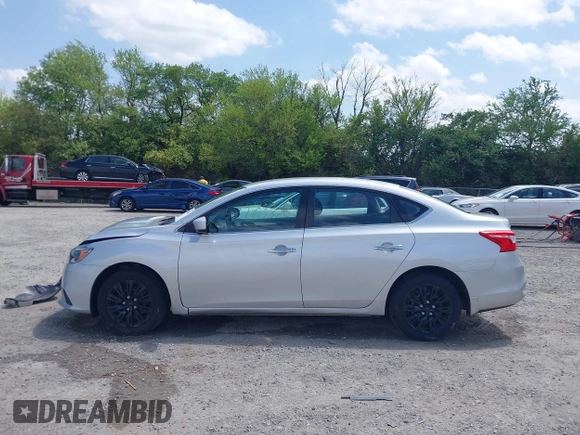 2017 Nissan Sentra S с VIN 3N1AB7AP9HY387249, выставлен на аукционе IAAI как лот 42263870 с пробегом 164 281 миль миль и . История ставок и продаж доступна на DreamBid. Изображение 15.