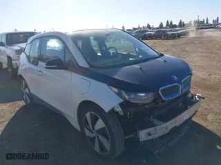 2017 BMW i3 with VIN WBY1Z8C30HV892634, listed as a IAAI auction lot 40646652 with 47,897 mi miles. Bid and sale history available at carsss.com. Image 1.