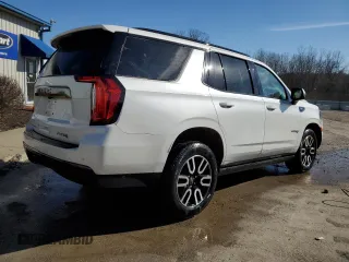 2021 GMC Yukon AT4 with VIN 1GKS2CKD1MR285818, listed as a Copart auction lot 44704525 with 56,635 mi miles and Salvage Title. Bid and sale history available at carsss.com. Image 3.