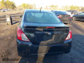 2019 Nissan Versa Sedan SV with VIN 3N1CN7AP7KL820572, listed as a IAAI auction lot 41643968 with 130,986 mi miles. Bid and sale history available at carsss.com. Image 16.