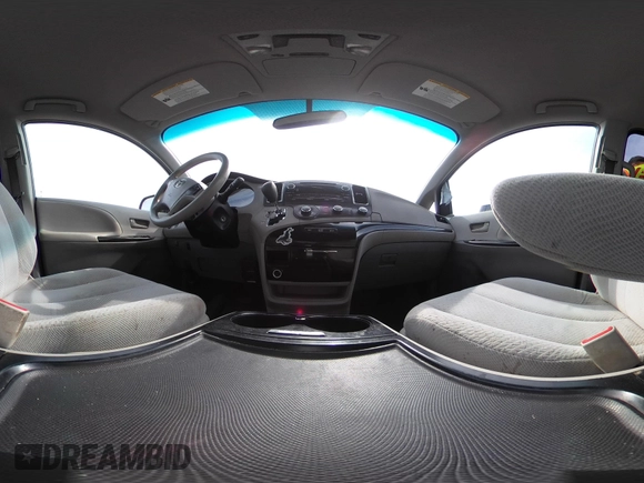 2012 Toyota Sienna LE with VIN 5TDJK3DC0CS037989, listed as a IAAI auction lot 41622546 with 165,363 mi miles. Bid and sale history available at carsss.com. Image 20.