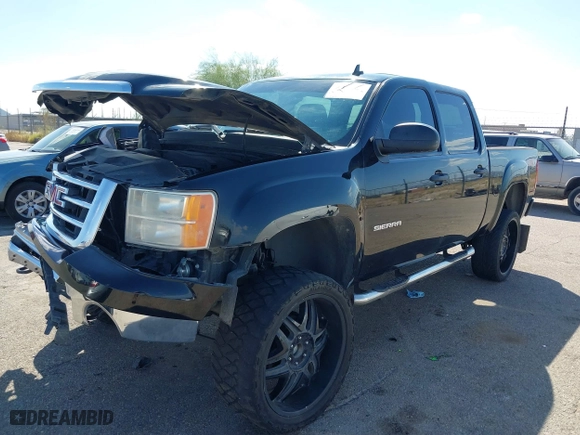 2012 GMC Sierra 1500 SLE with VIN 3GTP2VE78CG110578, listed as a IAAI auction lot 40454081 with 131,304 mi miles. Bid and sale history available at carsss.com. Image 18.