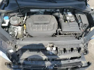 2018 Volkswagen Tiguan SEL with VIN 3VV2B7AX8JM154396, listed as a Copart auction lot 60984075 with 67,237 mi miles and Salvage title. Bid and sale history available at DreamBid. Image 12.
