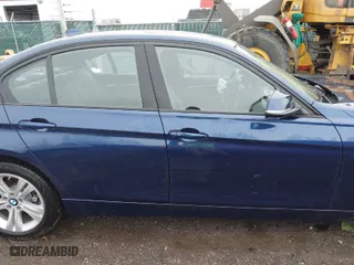 2016 BMW 3 Series 328i xDrive with VIN WBA8E3G58GNU00566, listed as a IAAI auction lot 40922154 with 36,546 mi miles. Bid and sale history available at carsss.com. Image 13.