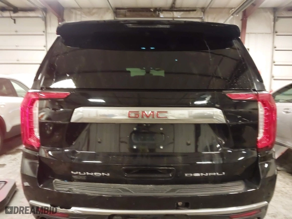 2021 GMC Yukon XL Denali with VIN 1GKS2JKL3MR149850, listed as a IAAI auction lot 41588274 with 77,181 mi miles. Bid and sale history available at carsss.com. Image 17.