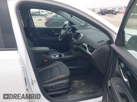 2024 GMC Terrain AT4 with VIN 3GKALYEG6RL311758, listed as a IAAI auction lot 42278713 with 14,701 mi miles and . Bid and sale history available at DreamBid. Image 5.