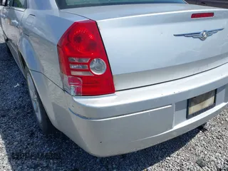 2008 Chrysler 300 LX with VIN 2C3KA43R78H250774, listed as a IAAI auction lot 42167963 with 113,676 mi miles and . Bid and sale history available at carsss.com. Image 12.