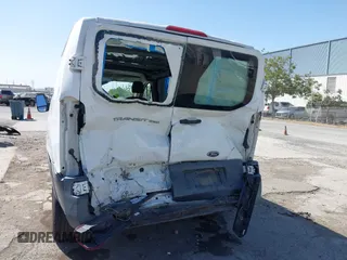 2015 Ford Transit Cargo с VIN 1FTYR1ZMXFKA44427, выставлен на аукционе IAAI как лот 42411415 с пробегом 276 085 миль миль и . История ставок и продаж доступна на DreamBid. Изображение 16.