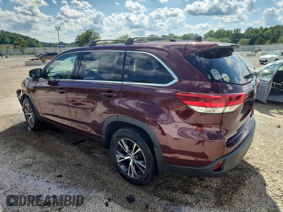 2017 Toyota Highlander LE with VIN 5TDBZRFH5HS423777, listed as a Copart auction lot 44140855 with 124,472 mi miles and Salvage title. Bid and sale history available at DreamBid. Image 2.