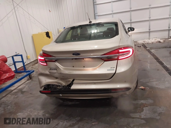 2017 Ford Fusion SE with VIN 3FA6P0HD1HR275097, listed as a IAAI auction lot 41791961 with 136,887 mi miles. Bid and sale history available at carsss.com. Image 16.