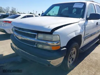 2001 Chevrolet Tahoe LT with VIN 1GNEC13T01J132932, listed as a IAAI auction lot 41398864 with 151,411 mi miles. Bid and sale history available at carsss.com. Image 6.