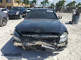 2017 Mercedes-Benz C 300 with VIN 55SWF4JBXHU210780, listed as a Copart auction lot 60922285 with 156,519 mi miles and Salvage title. Bid and sale history available at DreamBid. Image 5.