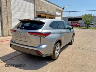 2023 Toyota Highlander L with VIN 5TDKDRAH1PS526764, listed as a Copart auction lot 67452805 with 9,841 mi miles and Clean title. Bid and sale history available at DreamBid. Image 4.