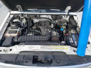1999 Ford Explorer z VIN 1FMZU32X0XUA20822, wystawiony jako Copart lot #43564515 z przebiegiem 65 769 mil mil oraz Czysty tytuł • Clean title. Historia ofert i sprzedaży dostępna na DreamBid. Obrazek 12.