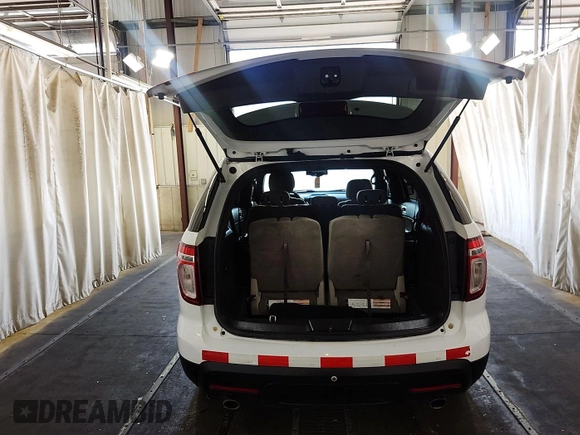 2015 Ford Explorer with VIN 1FM5K8B83FGA66653, listed as a IAAI auction lot 42789896 with 159,019 mi miles and . Bid and sale history available at DreamBid. Image 5.