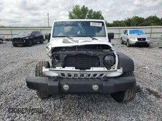 2018 Jeep Wrangler Unlimited Sport S with VIN 1C4HJWDG7JL925191, listed as a Copart auction lot 60203105 with Not provided miles and Salvage title. Bid and sale history available at DreamBid. Image 5.