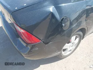 2005 Ford Focus S с VIN 1FAFP34N45W101548, выставлен на аукционе IAAI как лот 42607412 с пробегом 180 785 миль миль и . История ставок и продаж доступна на DreamBid. Изображение 6.