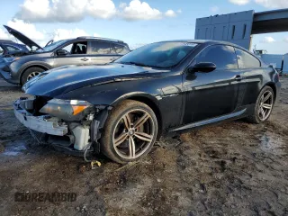 2006 BMW M6 z VIN WBSEH93446B797831, wystawiony jako Copart lot #77549314 z przebiegiem 88 091 mil mil oraz Szkoda całkowita • Salvage title. Historia ofert i sprzedaży dostępna na DreamBid. Obrazek 1.