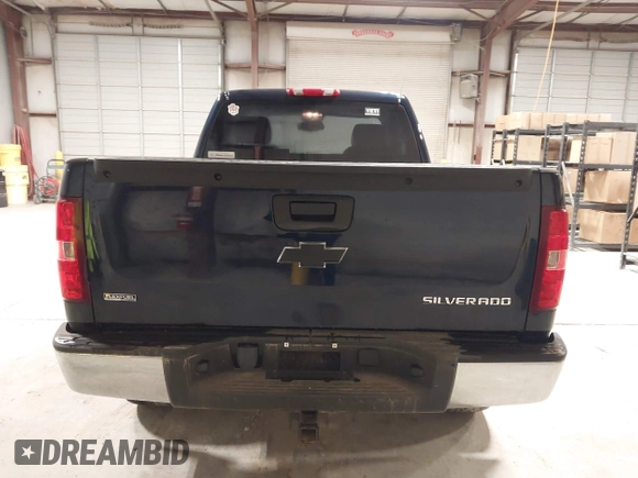2008 Chevrolet Silverado 1500 1LT with VIN 1GCEK14038Z264630, listed as a IAAI auction lot 41568850 with 167,456 mi miles and . Bid and sale history available at DreamBid. Image 16.